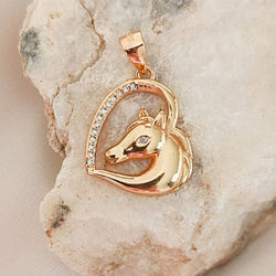 Zawieszka pozłacana serce koń z białymi cyrkoniami