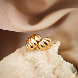 Kolczyki pozłacane wkrętki muszle