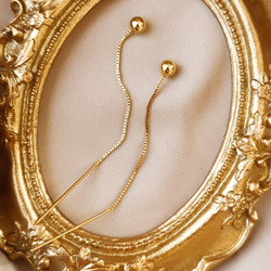 Kolczyki pozłacane przeciągane wiszące gładka kulka