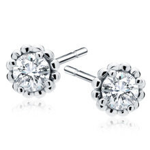 Srebrne kolczyki pr.925 kwiatek z białą cyrkonią