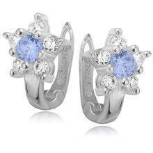 Srebrne kolczyki pr.925 cyrkonia biała i jasnoniebieska kwiatek