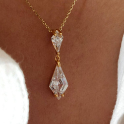 Zawieszka pozłacana ślubna długa z dużymi cyrkoniami