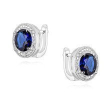 Kolczyki srebrne na angielskim biglu okrągła szafirowa cyrkonia