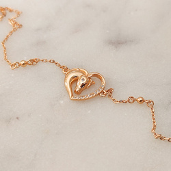 Bransoletka pozłacana serce koń z białymi cyrkoniami