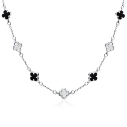 Srebrny naszyjnik pr.925 z czarnym onyksem i masą perłową - czterolistna koniczynka