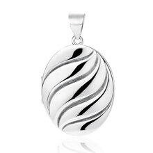 Zawieszka srebrna otwierany sekretnik puzderko muszla