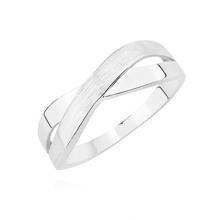 Srebrny delikatny pierścionek pr.925